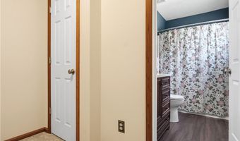 10490 Maryland St, Aurora, OH 44202