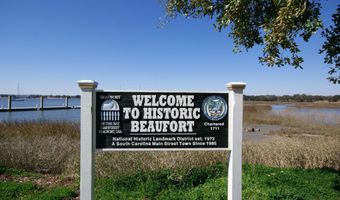 604 Pinckney St, Beaufort, SC 29902