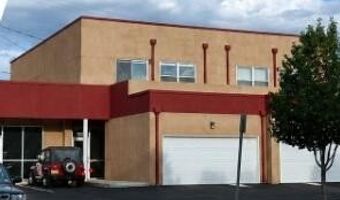 320 Adams St SE, Albuquerque, NM 87108