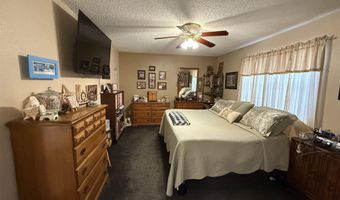 2308 W Briscoe Ave, Artesia, NM 88210