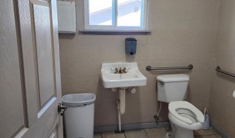 132 W Washington Ave, Ava, MO 65608