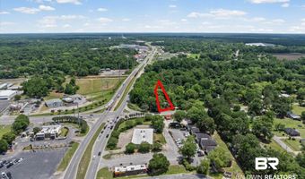 805 D'Olive St, Bay Minette, AL 36507