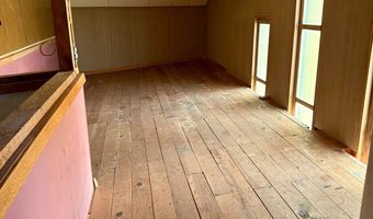 213 1st St SW, Ashley, ND 58413