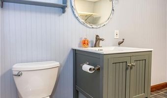 173 Whaley Hollow Rd, Coventry, RI 02891