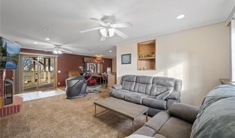 320 Big Woods Ln, Annandale, MN 55302