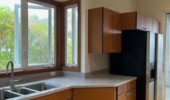 1055 KIKAU Pl, Hilo, HI 96720