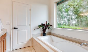 20800 YOSEMITE St, Aurora, OR 97002