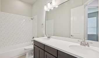 600 Race Dr, Heath, TX 75126