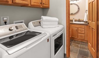 260 ROUND HOUSE Rd, Astoria, OR 97103