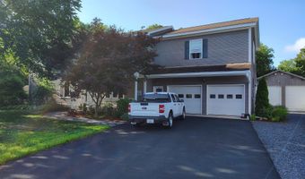 11 Bracket Cir, Charlestown, NH 03603