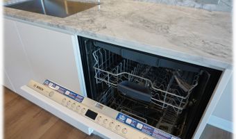 987 Queen St 1109, Honolulu, HI 96814