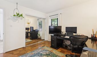 6916 PACIFIC Ln, Annandale, VA 22003