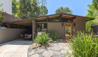 6305 Lomitas Dr, Los Angeles, CA 90042