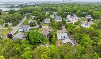 8 Stackpole Cir, Bourne, MA 02532