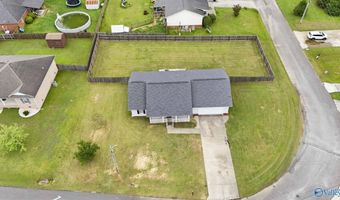 135 Shaw St, Albertville, AL 35950