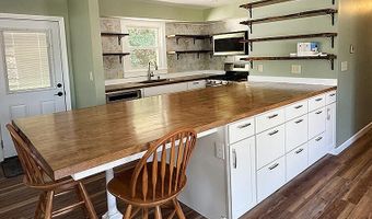 105 Windsor Ave, Augusta, ME 04330