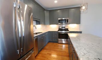 314 Chases Ln D, Middletown, RI 02842