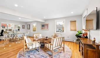 138 Carroll Ave, Newport, RI 02840