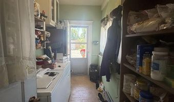 10 W Main St, Byron, WY 82412