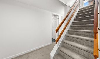 3146 CLUB Dr, Allentown, PA 18103