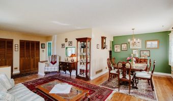 1849 W Spring Ridge Dr, Arlington Heights, IL 60004