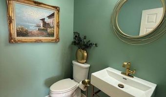825 Dennison Hts, Batesville, AR 72501