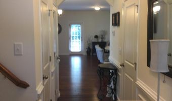 637 Briarcliff St, Apex, NC 27502