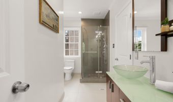 147 W HILL St, Baltimore, MD 21230