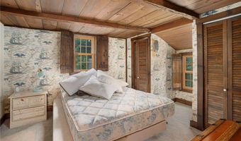 1515 South Rd, East Greenwich, RI 02818