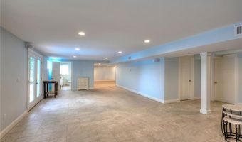1040 Buttonwoods Ave, Warwick, RI 02886