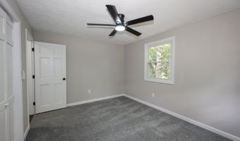 299 High St, Candia, NH 03034
