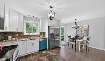 62 Barry Dr, Alloway, NJ 07422