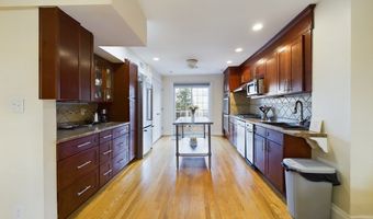 773 E 6th St, Boston, MA 02127