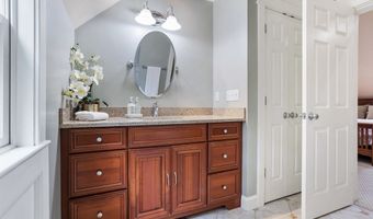 33 Highland Ave, Ayer, MA 01432
