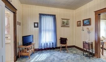 905 East Ave, Baxter Springs, KS 66713