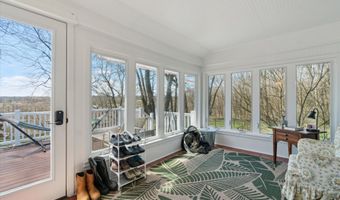 104 Highland Ave, Allegan, MI 49010