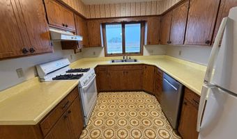 230 E 2nd St, Ashton, IA 51232