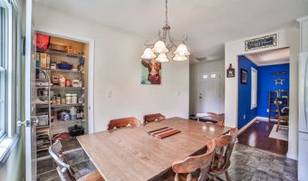 125 Stahl Rd, Amherst, NY 14068