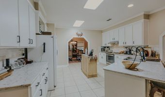 100 Redwood Dr, Bainbridge, GA 39819
