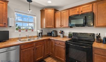 1007 Powers Blvd, Belgrade, MT 59714