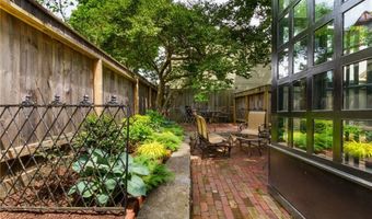 26 Thames St, Newport, RI 02840