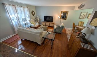 1494 Hilton Dr, Akron, OH 44313