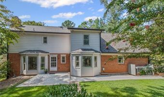 4163 Glen Meadow Dr, Peachtree Corners, GA 30092