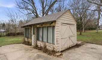2304 15th Ave SW, Austin, MN 55912