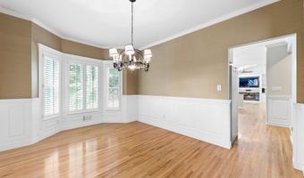 13 Victorian Woods Dr, Atlantic Highlands, NJ 07716