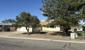 217 7th St, Fernley, NV 89408