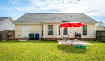 3750 Countryaire Dr, Ayden, NC 28513