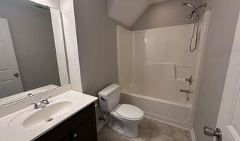 1748 Town Home Dr, Apex, NC 27502