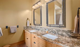 10771 E Langell Valley Rd, Bonanza, OR 97623