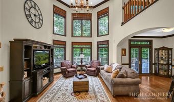 241 The Glens Blvd, Banner Elk, NC 28604